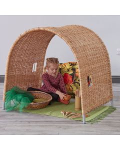 MEDIUM INDOOR WICKER ARCH