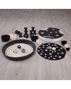 Black and White Set