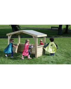 Outdoor Role Play Den