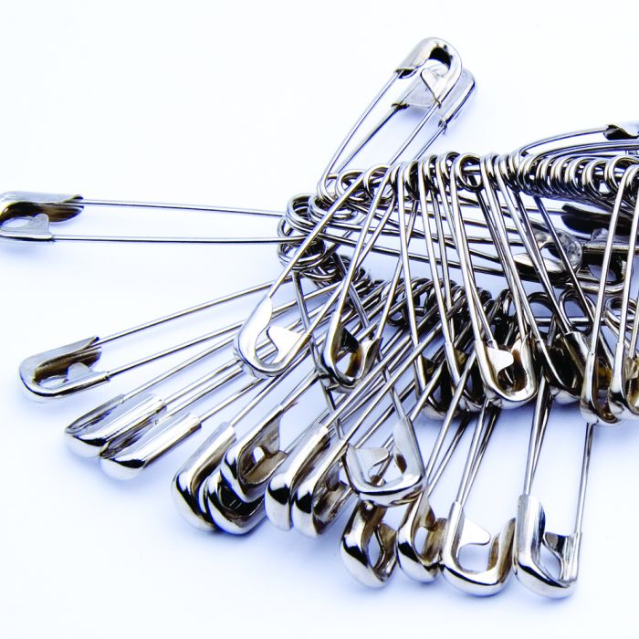Assorted Safety Pins. Pack of 50