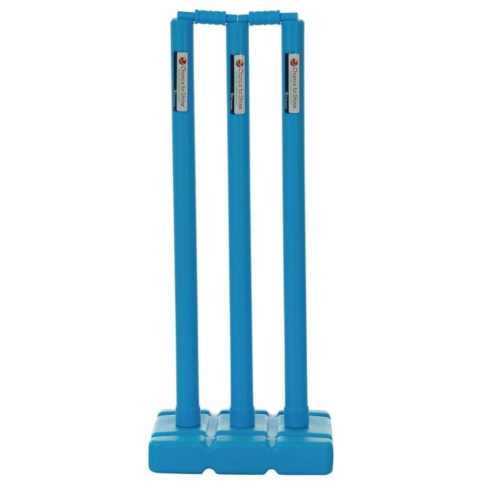 Slazenger Academy Stumps and Bails Set Slazenger Academy Stumps and Bails Set