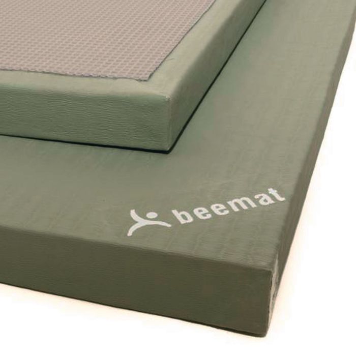 Beemat Competition Judo Mat - 2m x 1m x 40mm - Green Beemat Competition Judo Mat - 2m x 1m x 40mm - Green