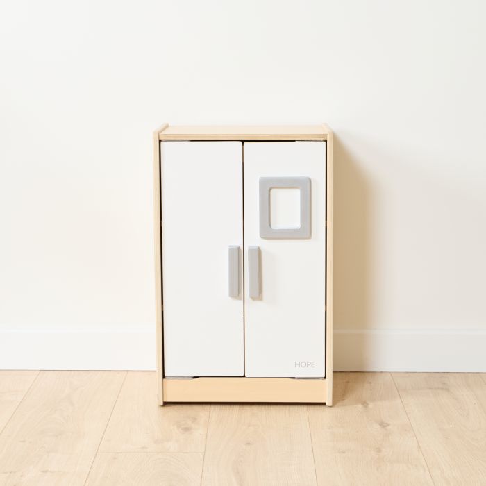 Under 2's Wooden Fridge