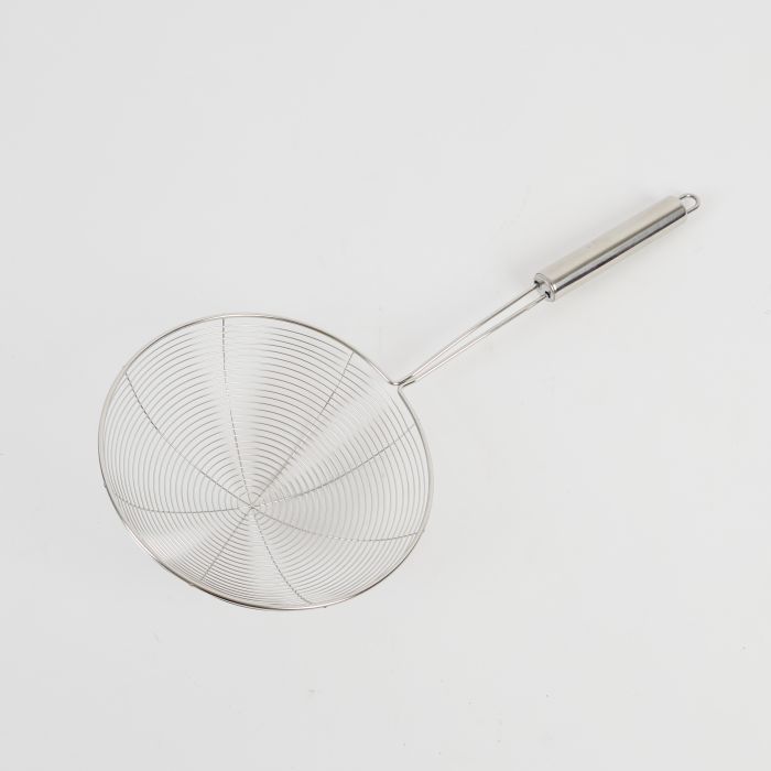 Giant Strainer