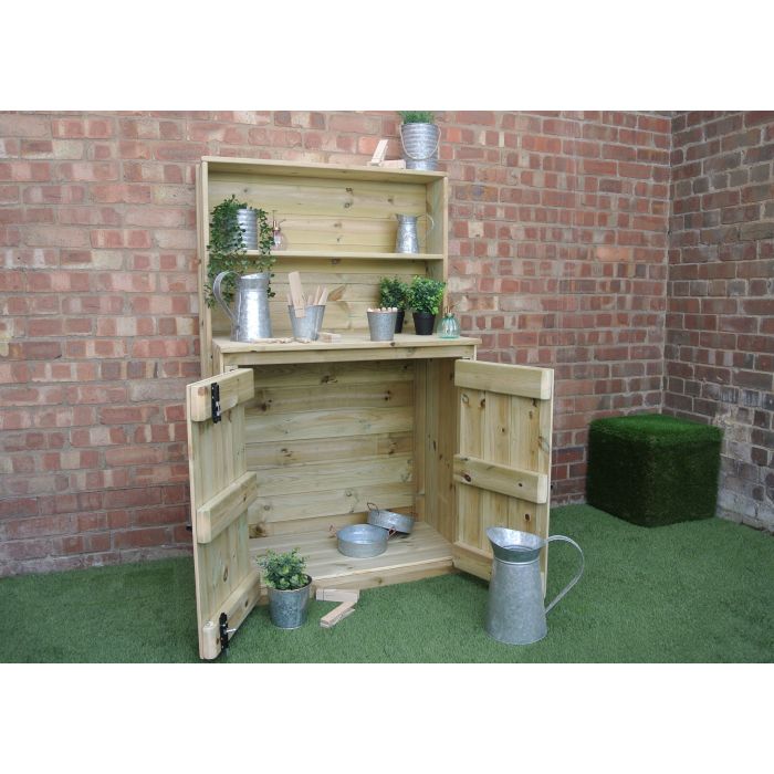 Outdoor Resource Station