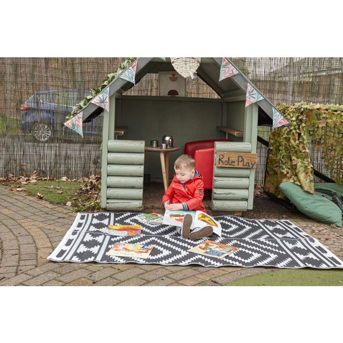 Recycled Plastic Outdoor Rug 120 x 180cm Recycled Plastic Outdoor Rug 120 x 180cm