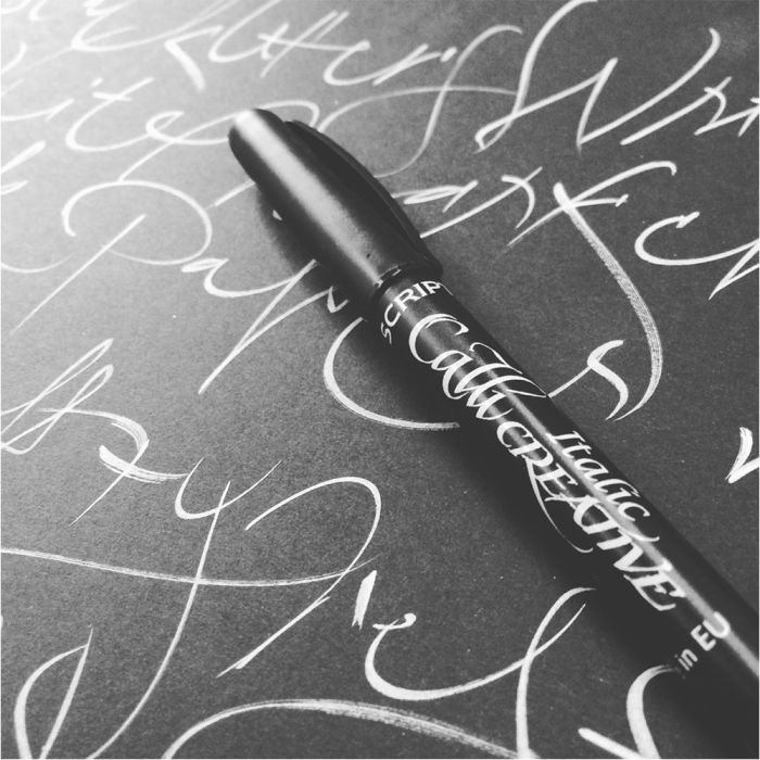 Manuscript Callicreative White Italic Markers. Pack of 2 Manuscript Callicreative White Italic Markers. Pack of 2