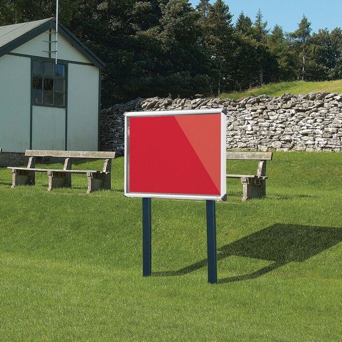 Shield Sunken Post M.ted Ext S.case 1050 x 1012mm - Aluminium Frame/Scarlet