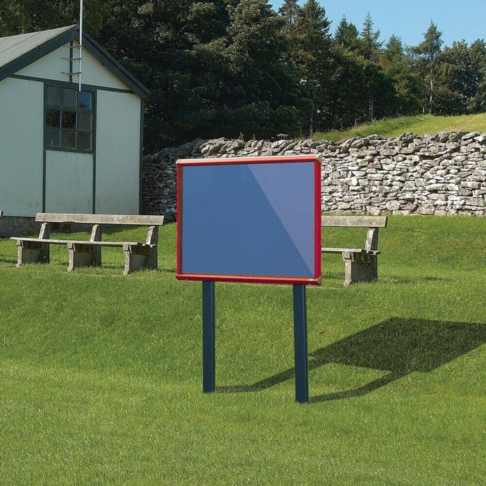 Shield Sunken Post M.ted Ext S.case 1050 x 752mm - Red Frame/Blueberry