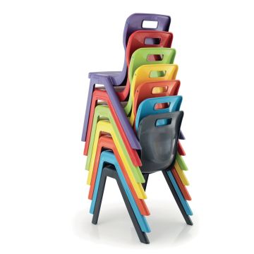 One Piece Titan Chair - Size 4 Ages 8-11 - Charcoal