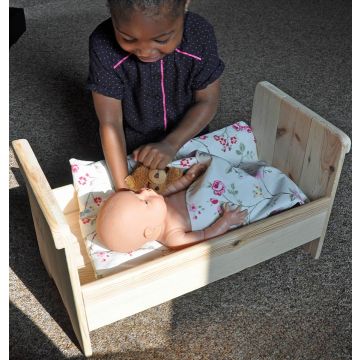 DOLLS BED