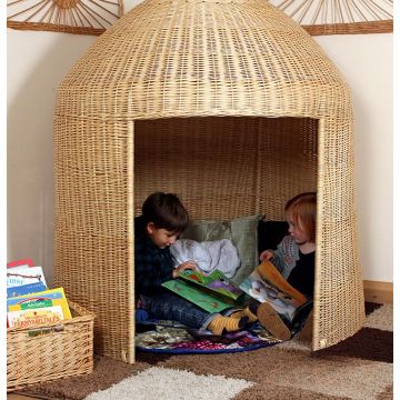 INDOOR WICKER HIDEOUT