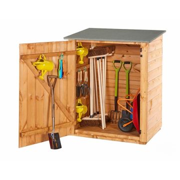 BROOM/TOOL SHED
