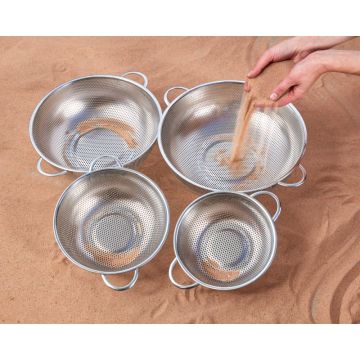 Nesting Metal Colanders 4Pk