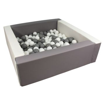 Square Ball Pit (200 Balls)