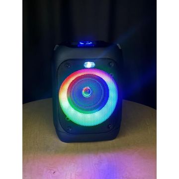 LED Colour Changing Cube Speaker