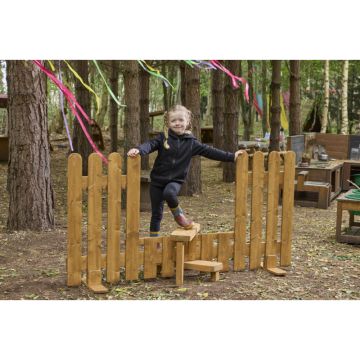 Outdoor Classroom Boundary - Steps Over the Fence