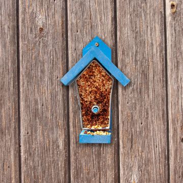 wildlife world DIY Birdy Bistro
