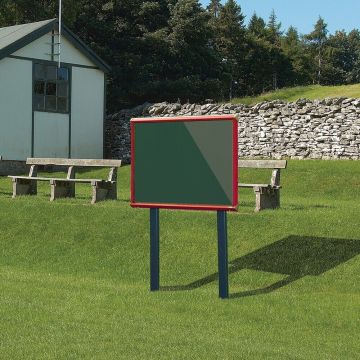 Shield Sunken Post M.ted Ext S.case 1050 x 1012mm - Red Frame/Bottle Green