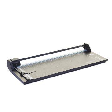 Shield Sunken Post M.ted Ext S.case 1050 x 1397mm - Black Frame/Scarlet